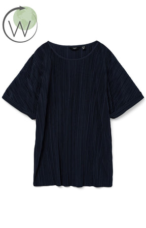 Vero Moda Curve Aurora T-Shirt in Navy