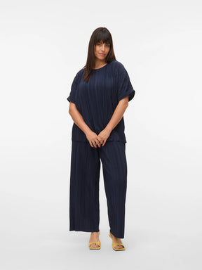 Vero Moda Curve Aurora T-Shirt in Navy