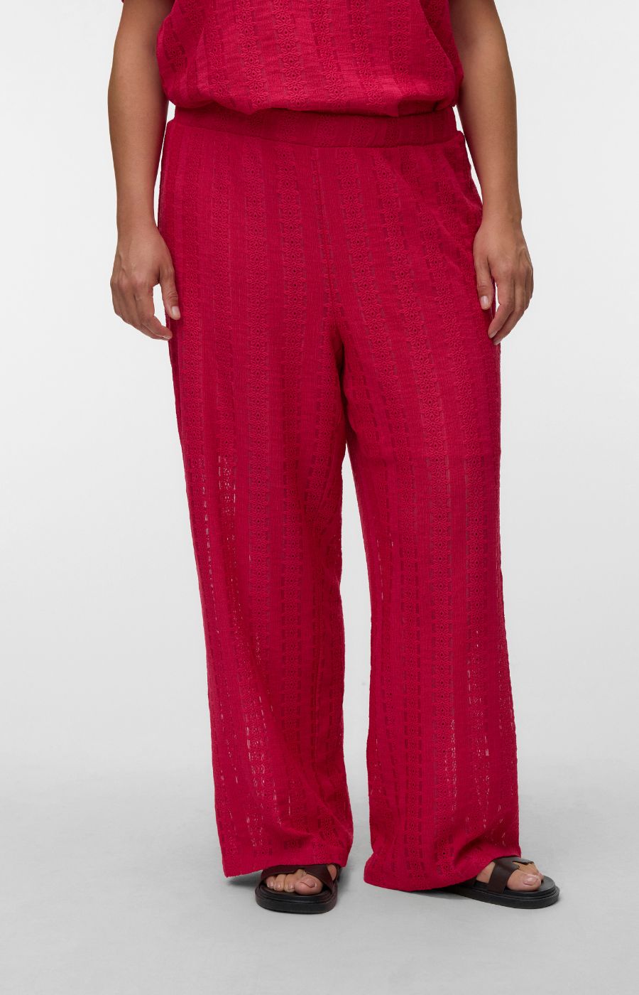 Vero Moda Curve Cassandra Trousers in Pink 