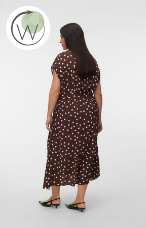 Vero Moda Curve Elisa Dress in Brown 