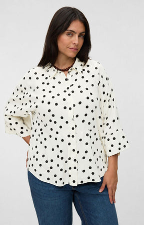 Vero Moda Curve Elisa Shirt in White 