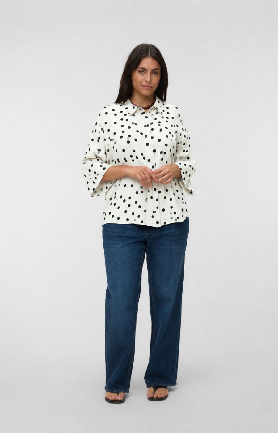 Vero Moda Curve Elisa Shirt in White 
