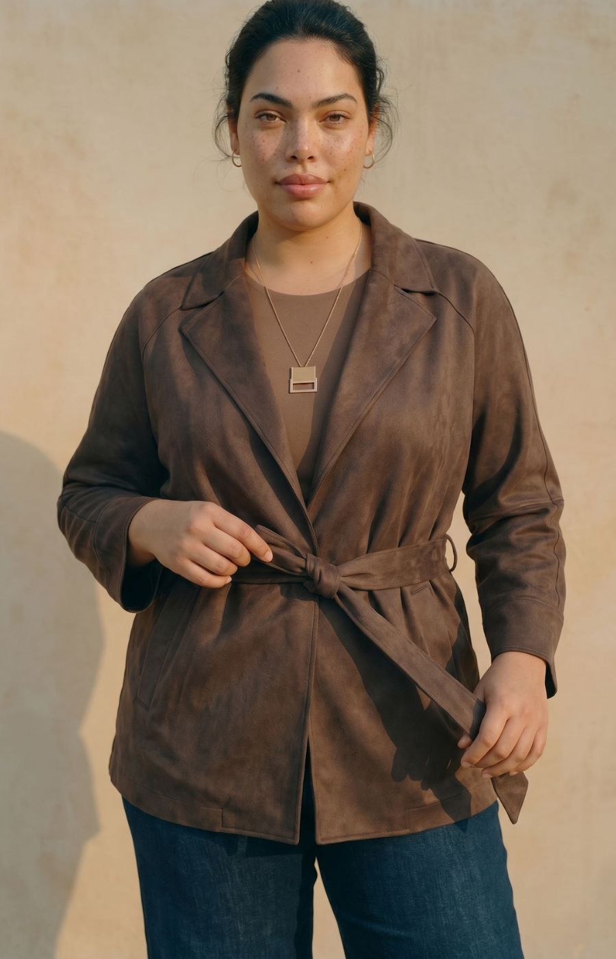 Vero Moda Curve Joselina Jacket in Brown 