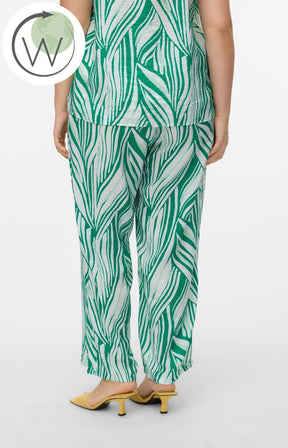 Vero Moda Curve Josie Trousers in Green