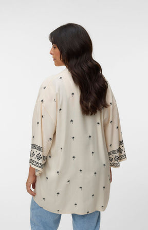 Vero Moda Curve Kai Kimono in Beige  