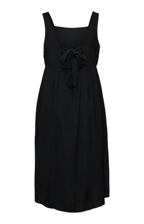 Vero Moda Curve Kamaya Dress in Black 