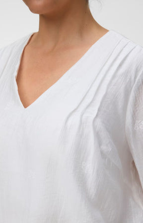 Vero Moda Curve Leslie Blouse in White 