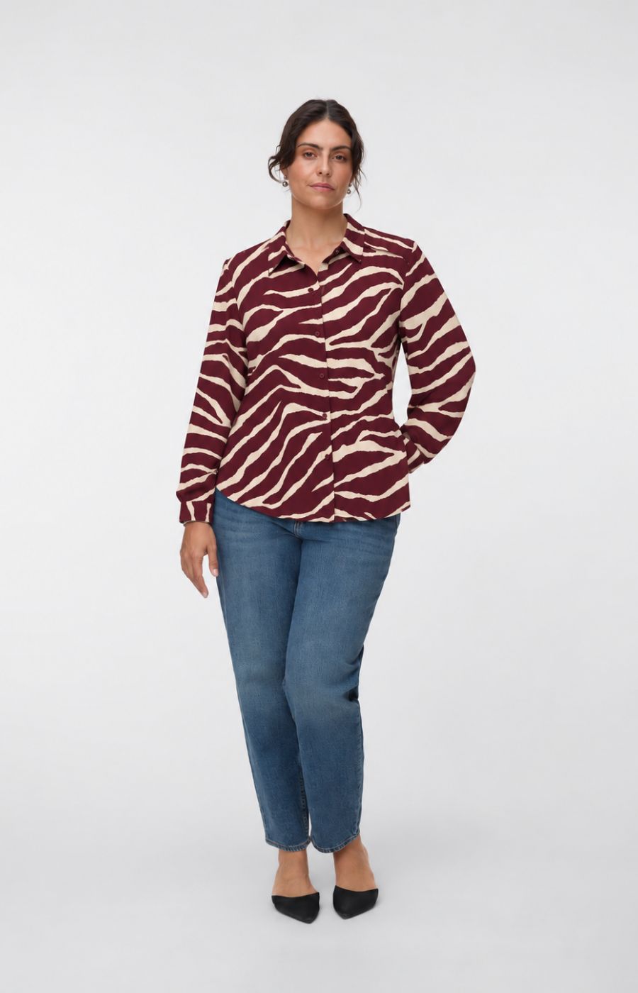 Vero Moda Curve Maddie Shirt in Wine 
