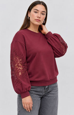 Vero Moda Curve Matilda Sweater in Wine 