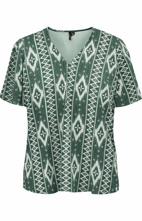 Vero Moda Curve Milo Top in Green 