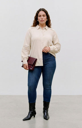 Vero Moda Curve Musla Shirt in Birch 