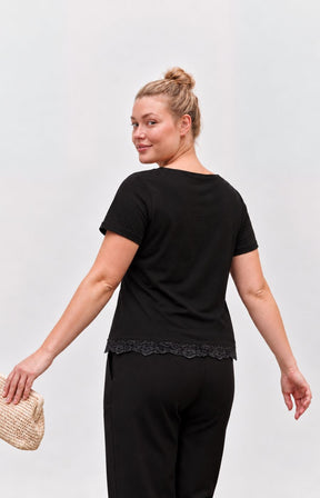 Vero Moda Curve Nelli Top in Black 