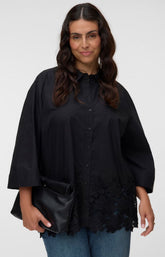 Vero Moda Curve Ritta Shirt in Black 