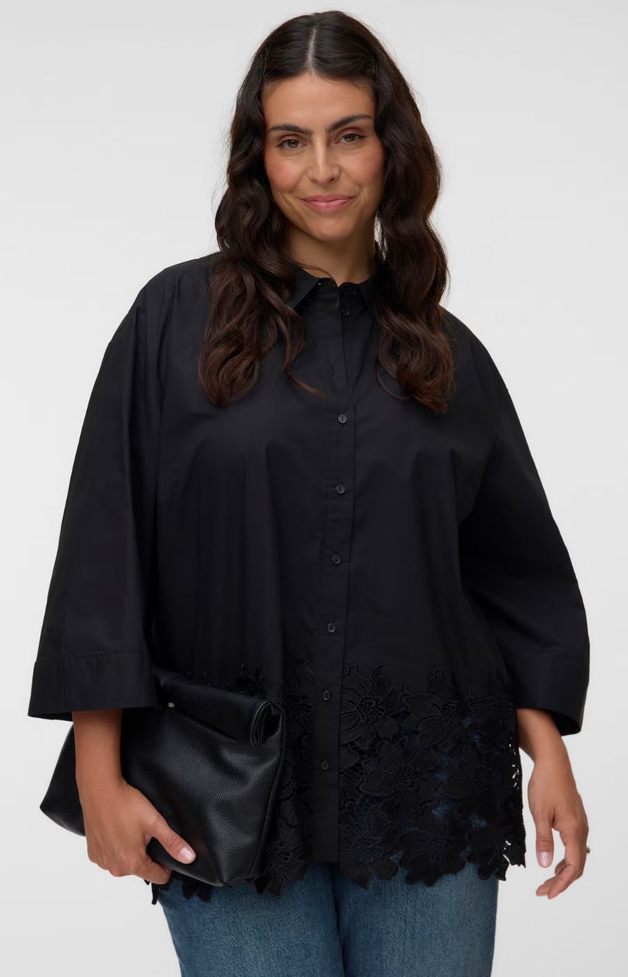Vero Moda Curve Ritta Shirt in Black 