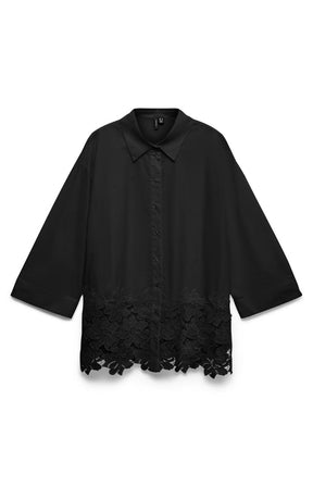 Vero Moda Curve Ritta Shirt in Black 