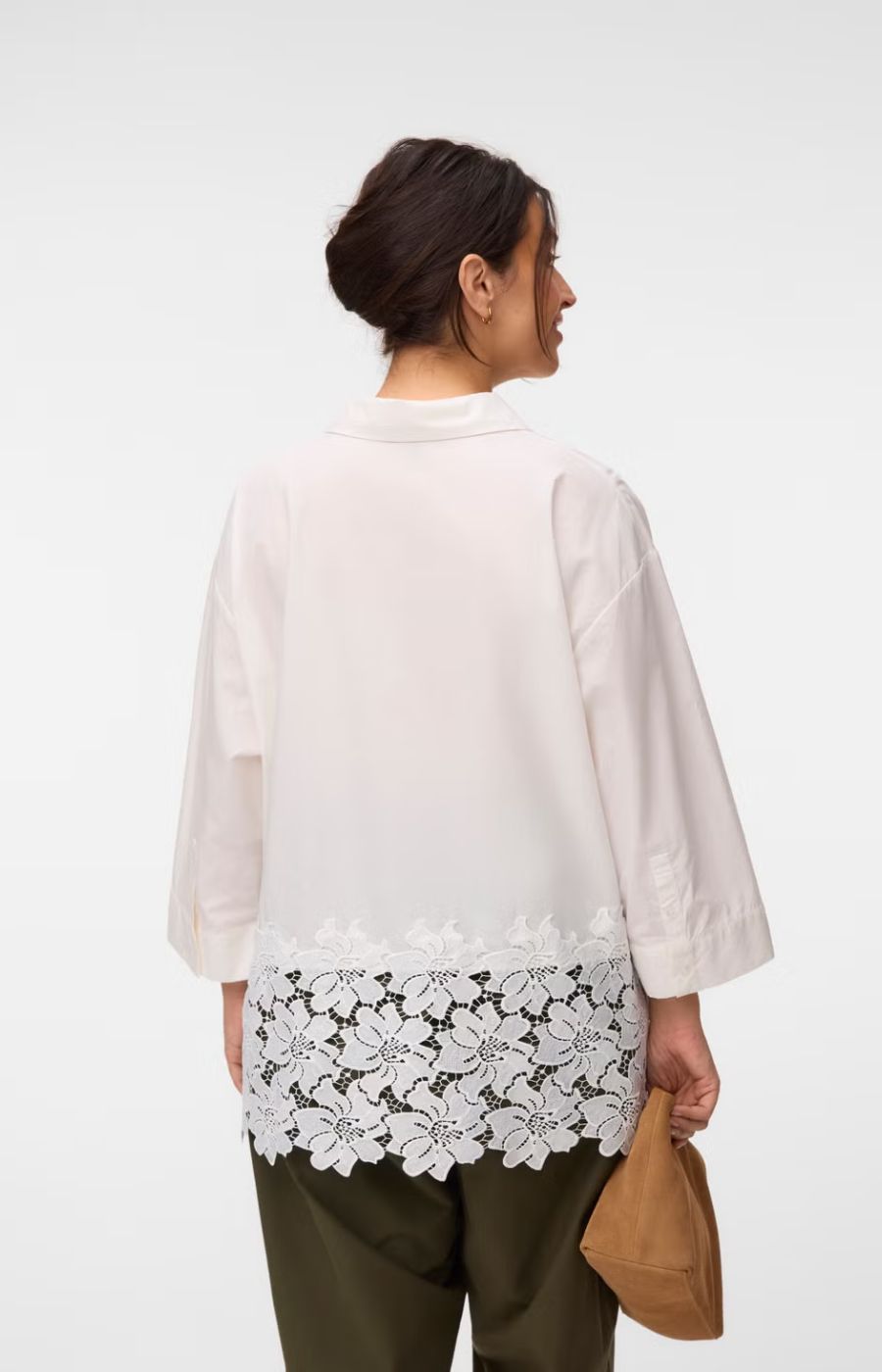 Vero Moda Curve Ritta Shirt in White 