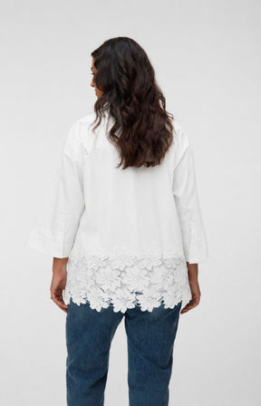 Vero Moda Curve Ritta Shirt in White  