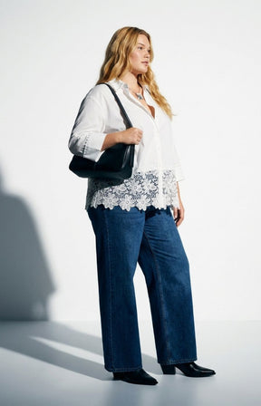 Vero Moda Curve Ritta Shirt in White  
