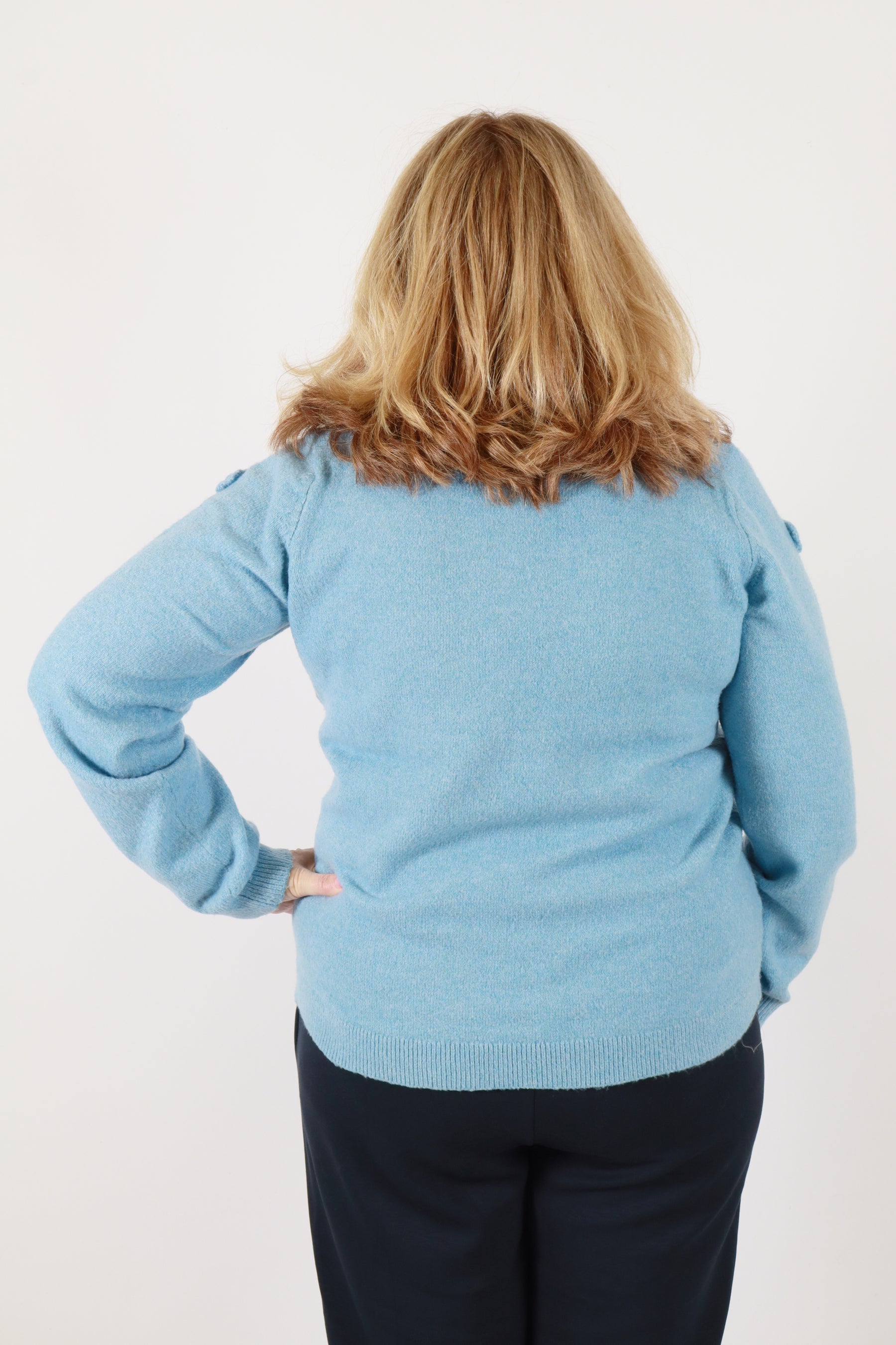 Vero Moda Curve Rose Knit Jumper in Blue