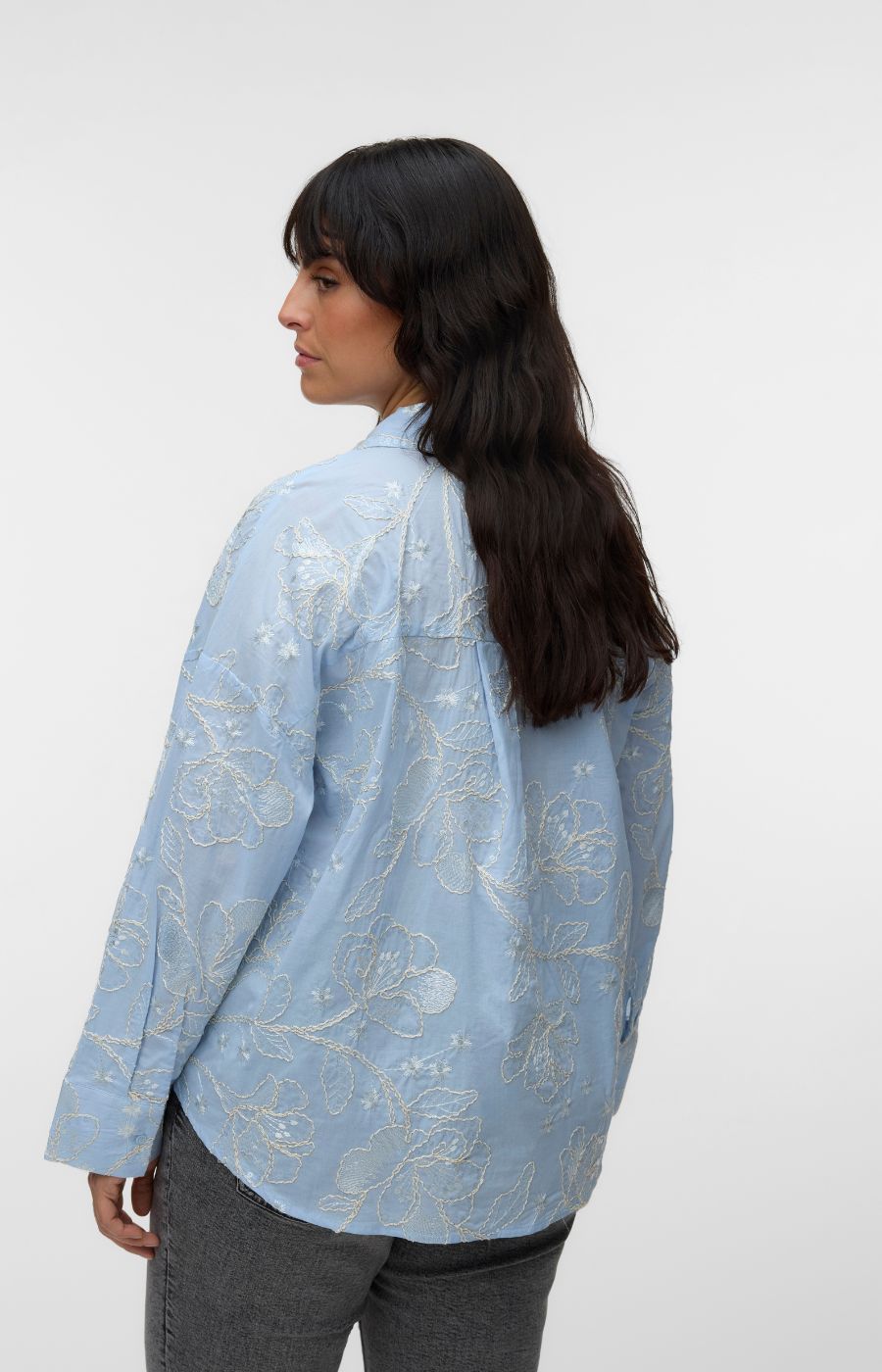 Vero Moda Curve Shine Shirt in Blue 