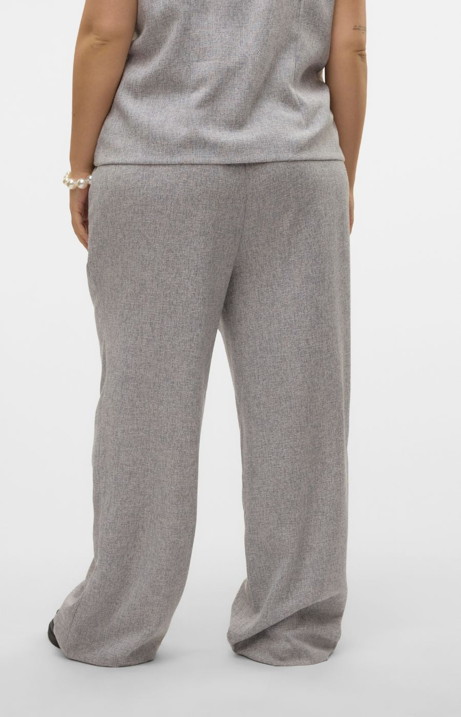 Vero Moda Curve Tammi Trousers in Grey