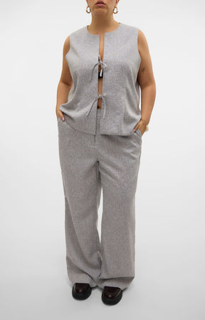 Vero Moda Curve Tammi Trousers in Grey