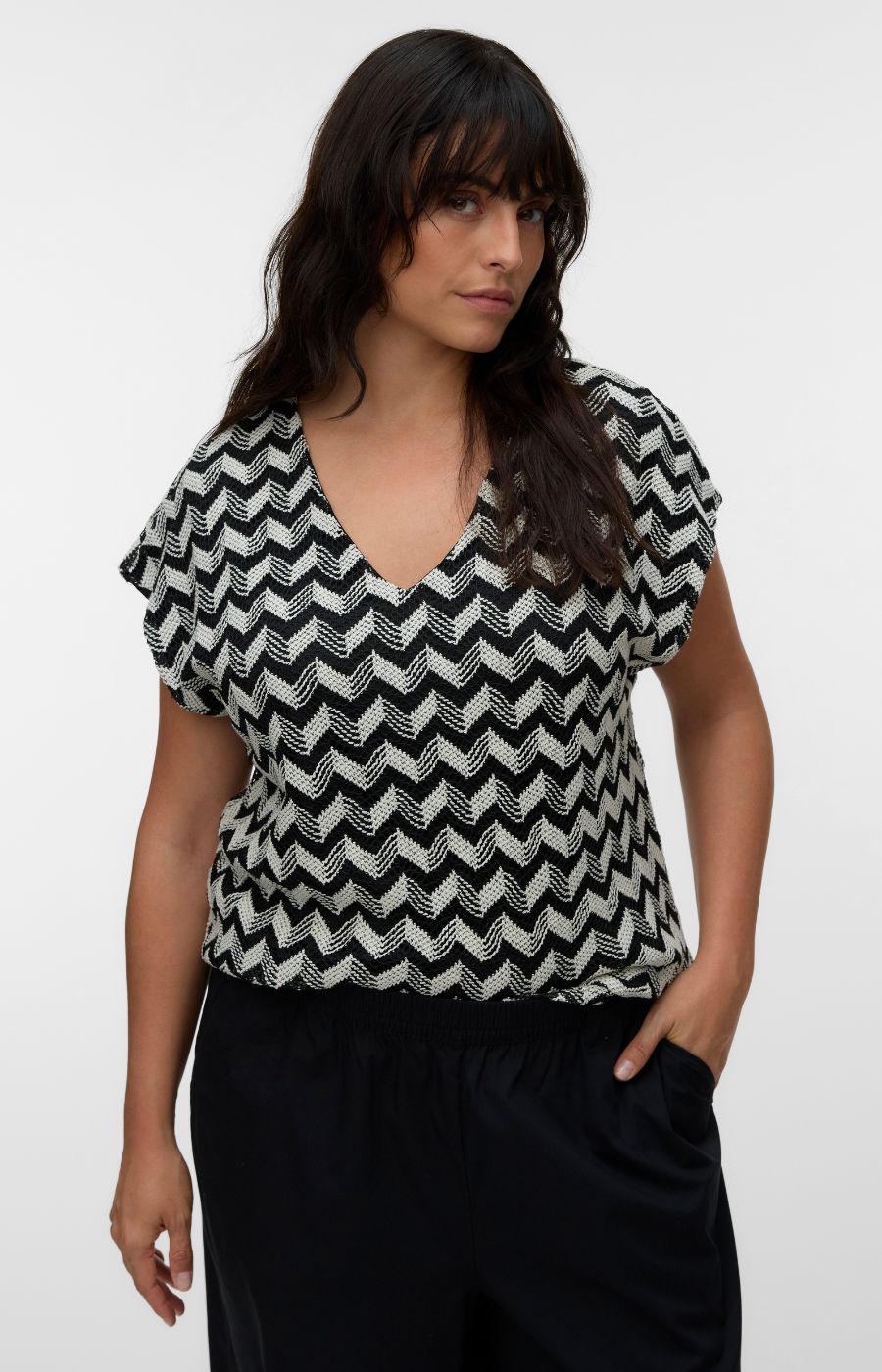 Vero Moda Curve Tikka Top in Black 