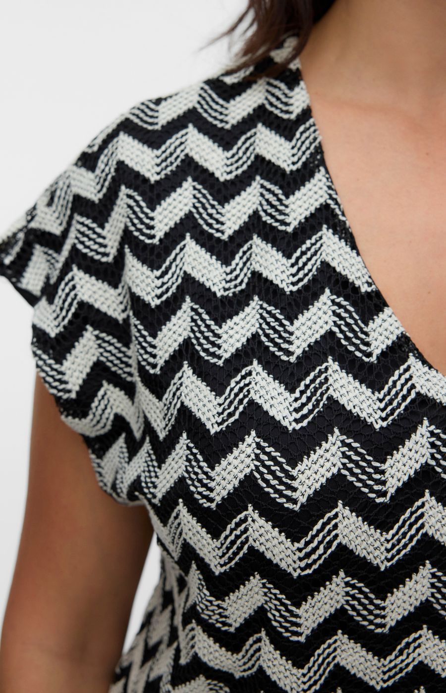 Vero Moda Curve Tikka Top in Black  