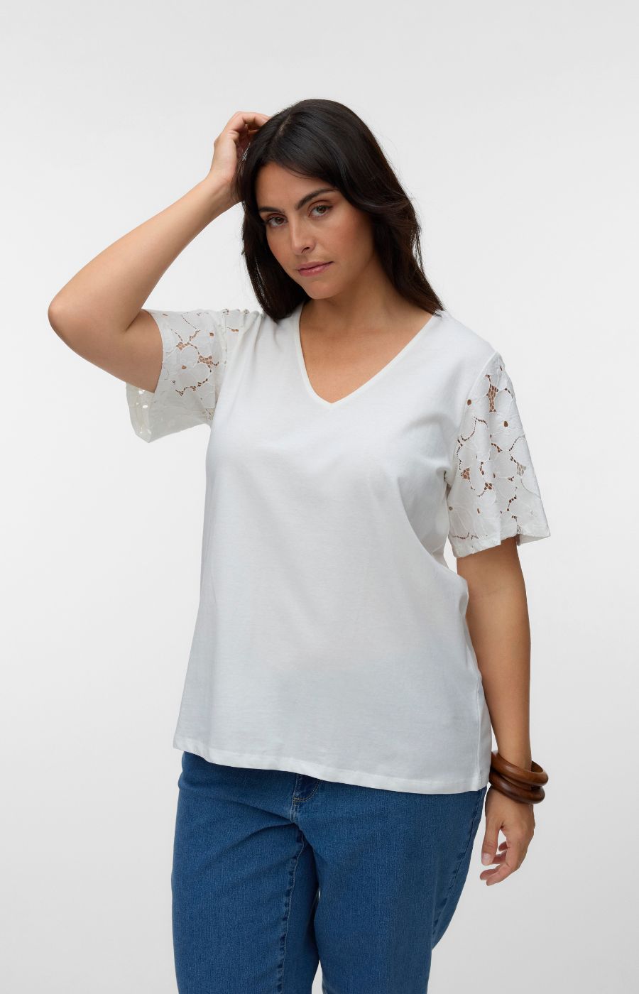 Vero Moda Curve Villa T-Shirt in White 
