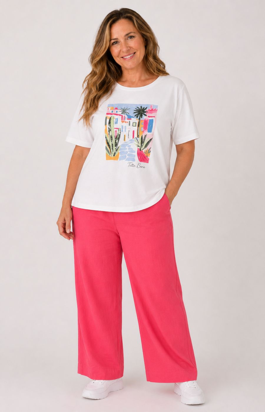 Via Appia Due Motif T-Shirt in White 