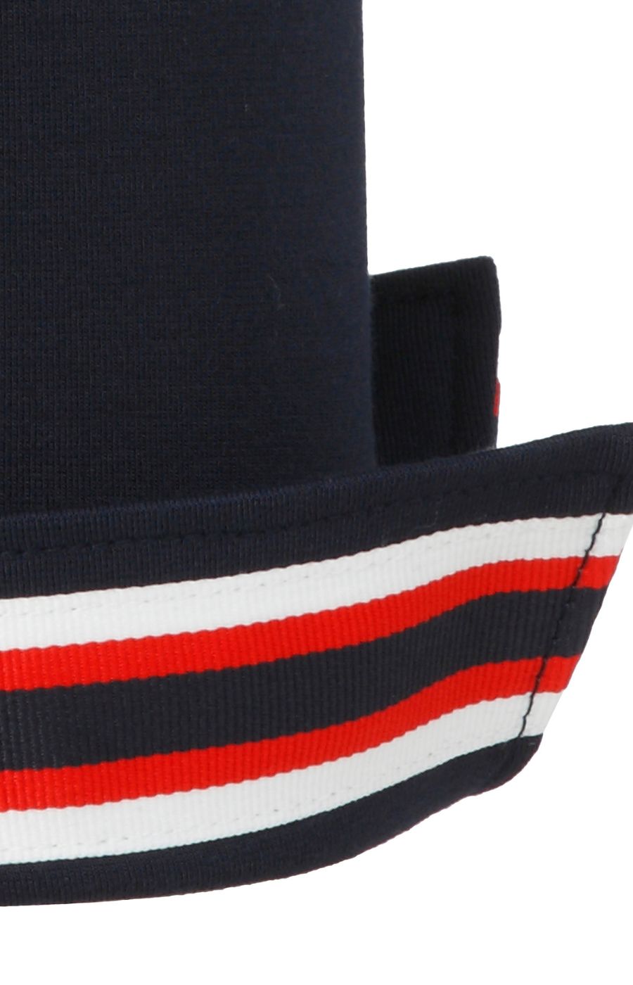 Contrasting cuff on Navy polo shirt