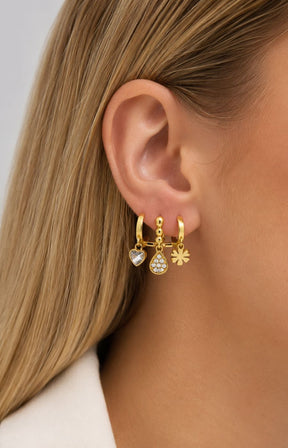 Violet Earrings in Gold 