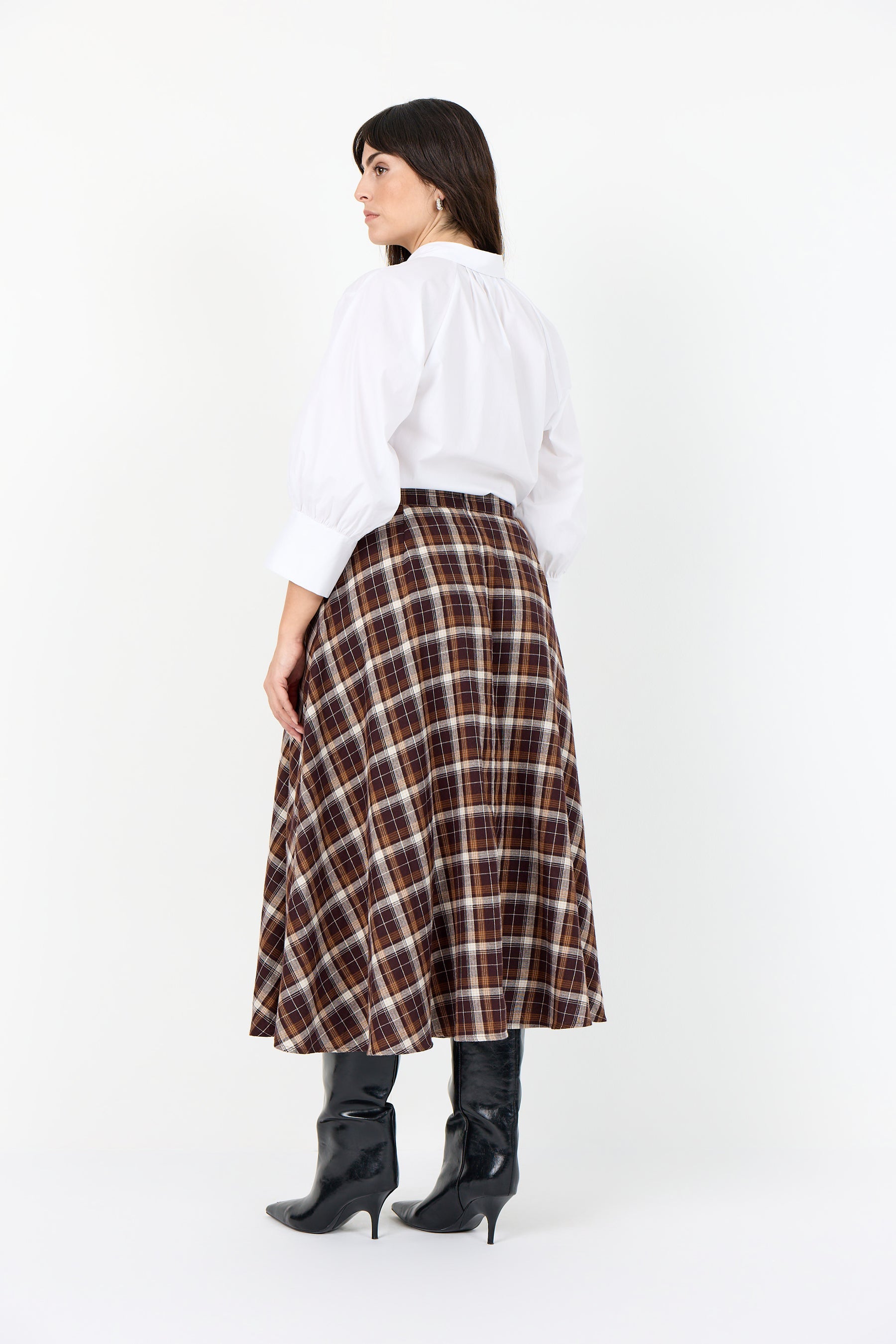 Wasabi Saga Shirt in White 