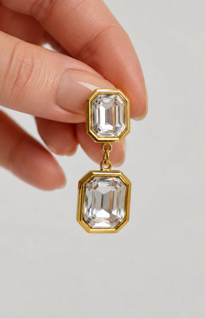 Yvette Earrings in Gold 