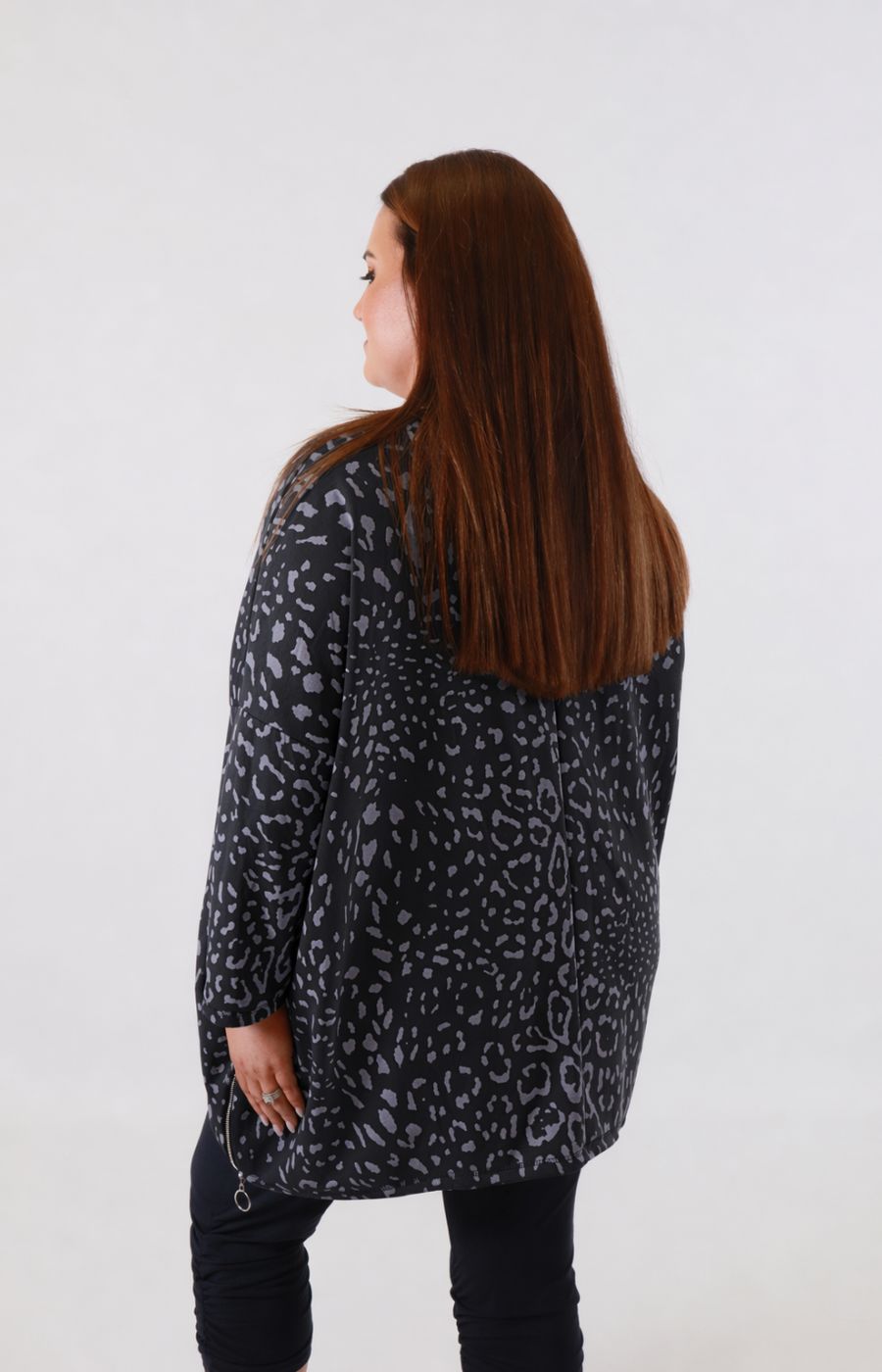 Zara Leopard Print Sweater in Black 