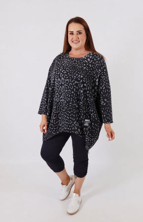 Zara Leopard Print Sweater in Black 