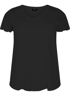 Zizzi Brynn T-Shirt in Black
