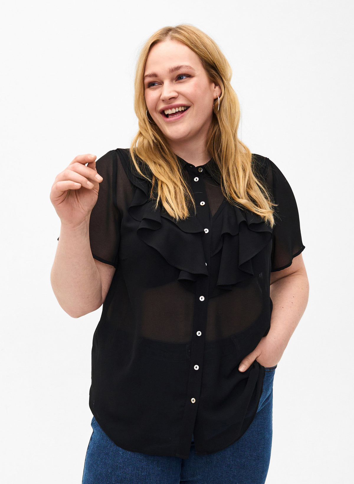 Zizzi Mhalen Ruffle Shirt in Black