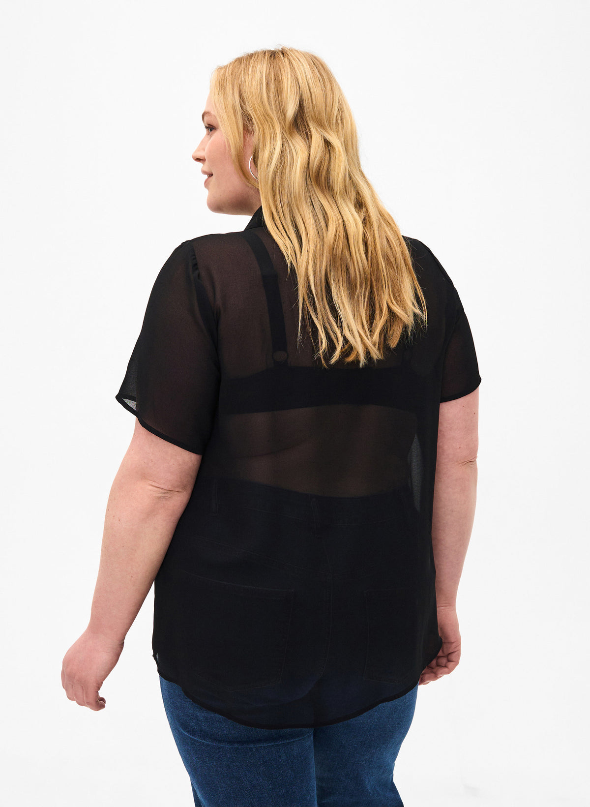 Zizzi Mhalen Ruffle Shirt in Black