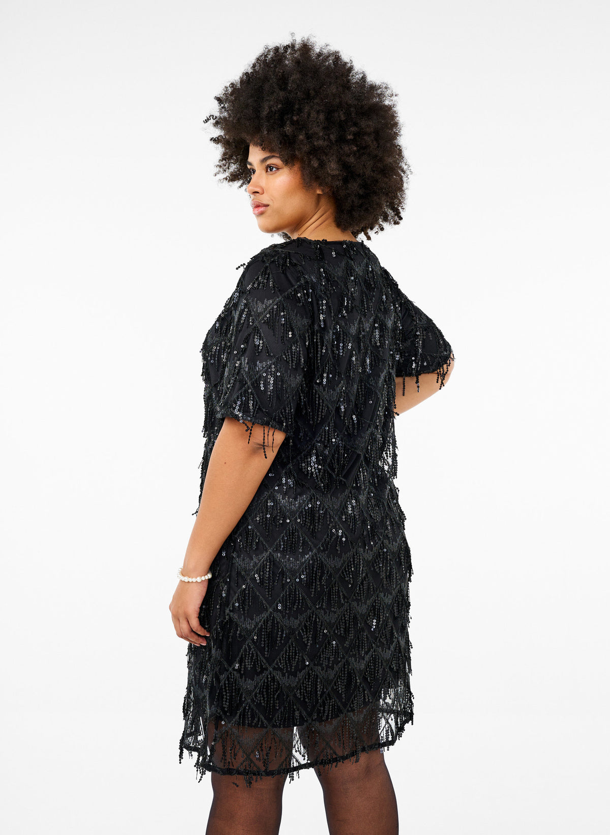 Zizzi Anna Sequin Dress in Black
