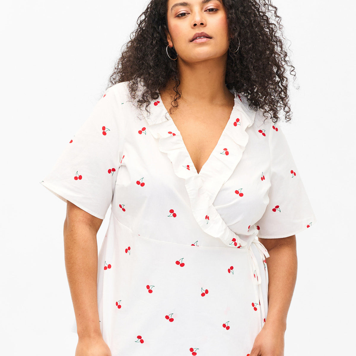 Zizzi Cherry Peplum Top White | Plus Size Tops | Wardrobeplus.ie