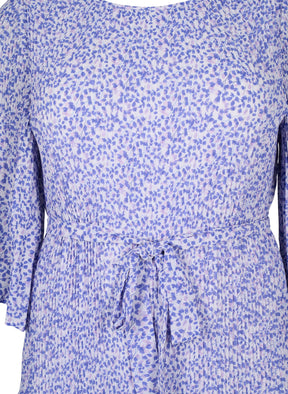 Zizzi Cathrine Floral Lavender Dress