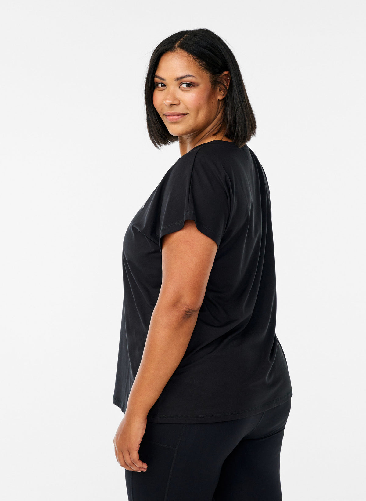 Zizzi Active V Neck T-Shirt in Black 