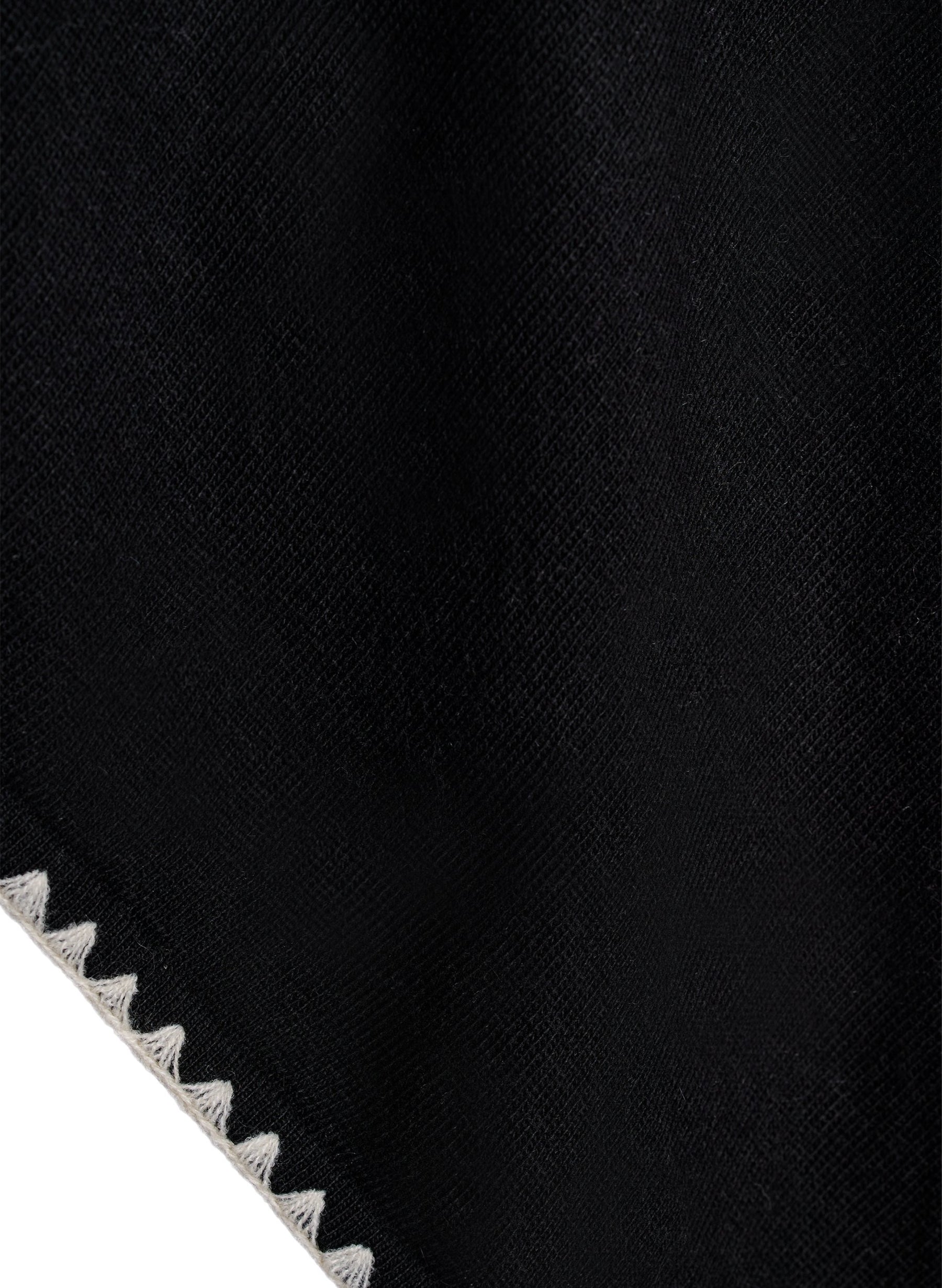 Zizzi Autumn Poncho in Black 
