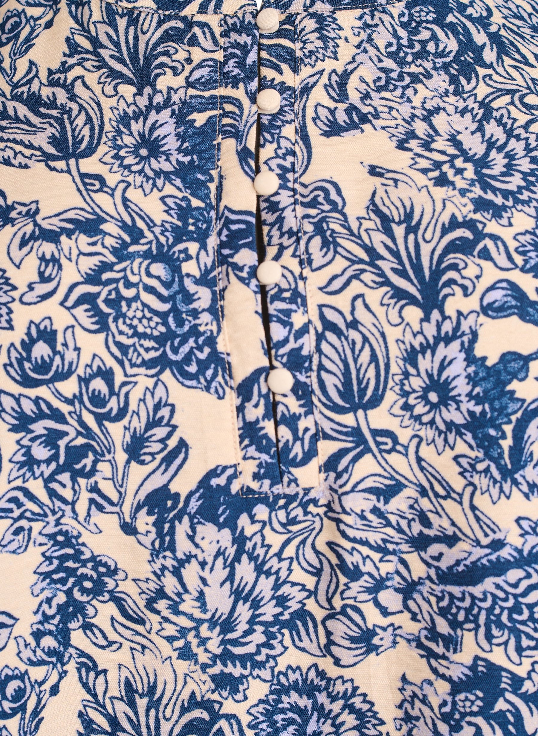 Zizzi Ava Blouse in Blue Flower