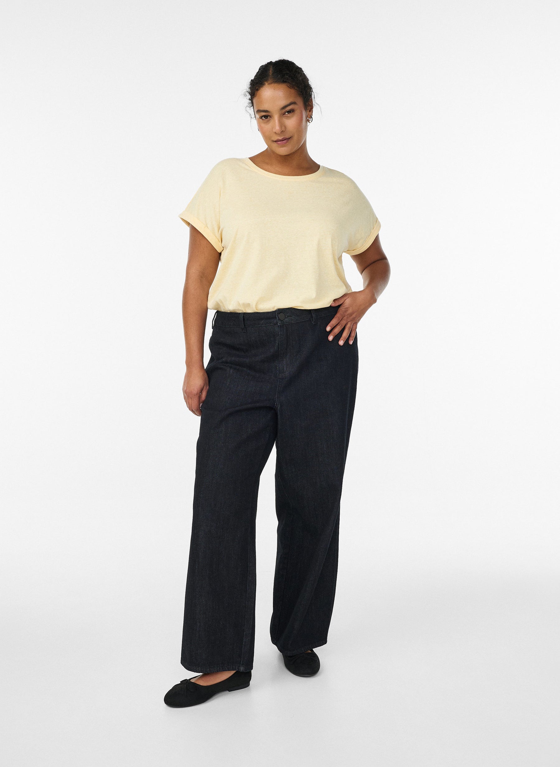 Zizzi Ava T-Shirt in Yellow