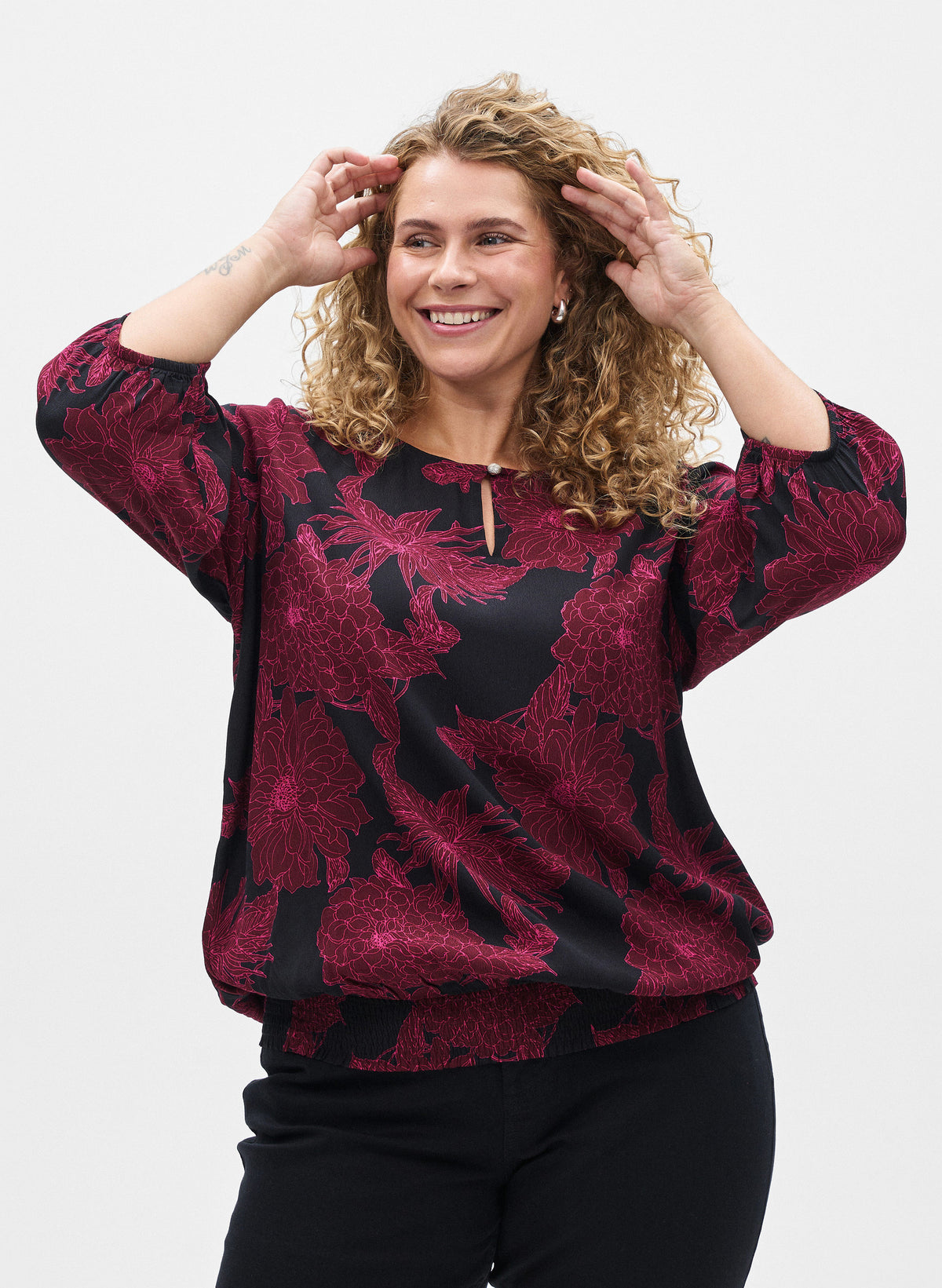 Zizzi Bella Smocked Blouse with Wine Floral Print