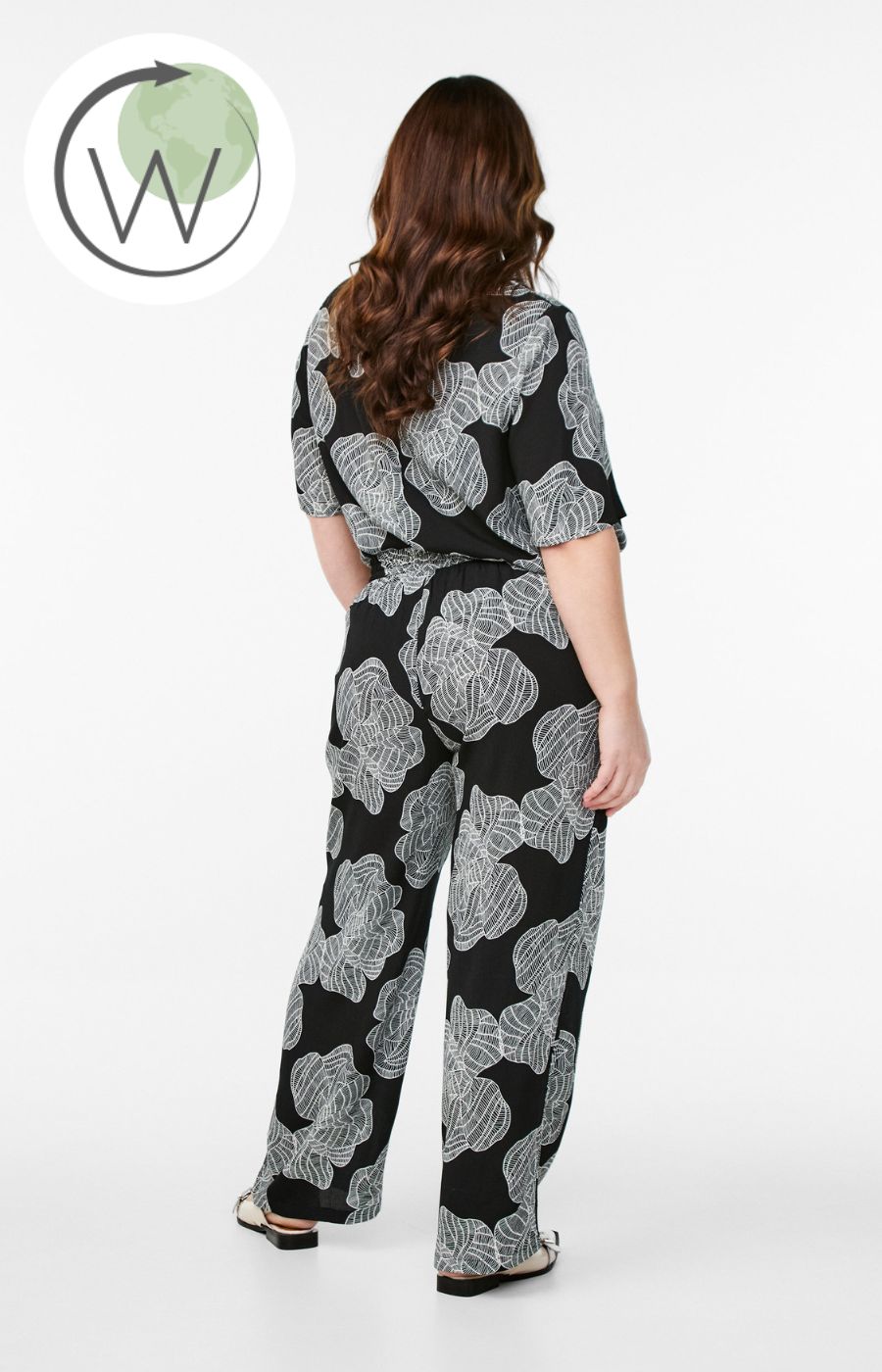Zizzi Bella Trousers in Black Flower