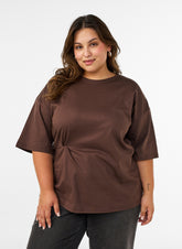 Zizzi Billie T-Shirt in Chocolate Brown