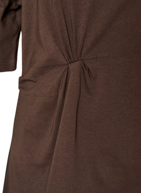 Zizzi Billie T-Shirt in Chocolate Brown 